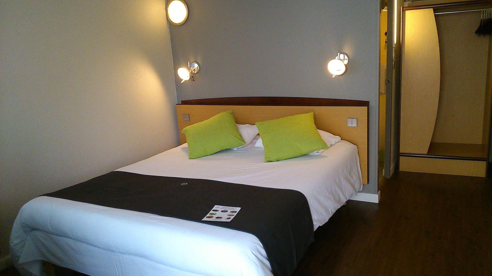 โฮเทล เรสทัวรองต์ ก็องปานีล เดอ โซมูร์ Hotel ภายนอก รูปภาพ